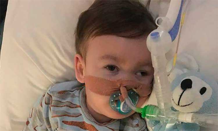Morre bebê  britânico que estava no centro de uma batalha judicial - ACTION4ALFIE