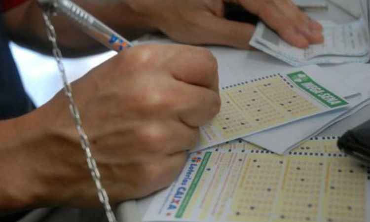 Sem vencedor, prêmio da Mega-Sena acumula em R$ 30 milhões - Agência Brasil/Arquivo 