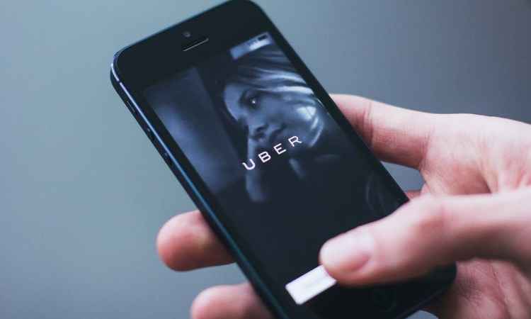 Uber muda tratamento de casos de assédio sexual em carros do aplicativo - Pexels