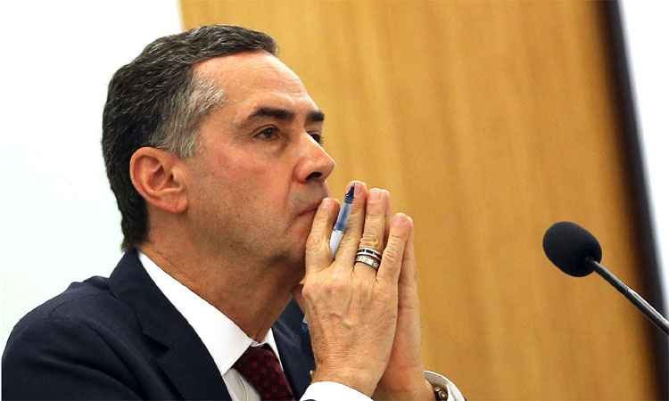 Barroso pede vista em julgamento sobre bloqueio de bens de Aécio - José Cruz/Agência Brasil 