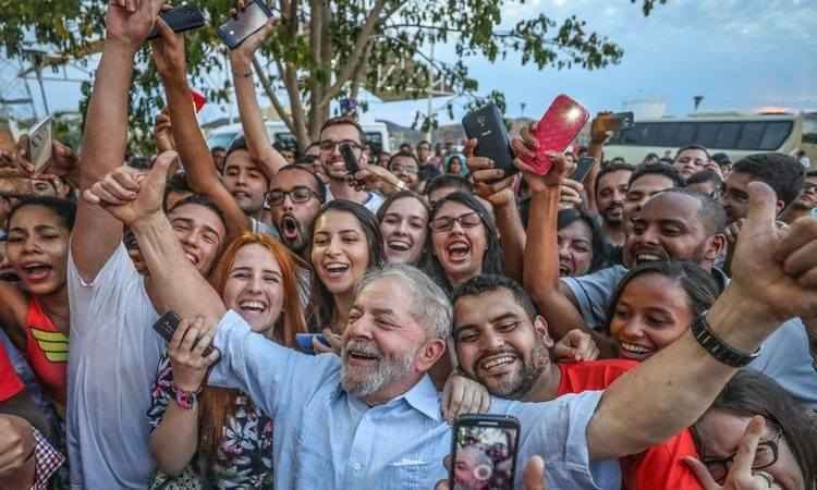Com Lula preso, PT leva bloco de carnaval ao centro de BH para lançar candidatura - Ricardo Stuckert 