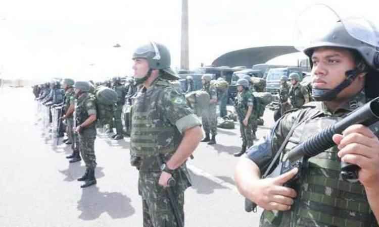 Decreto de Temer autoriza militares a usar força contra caminhoneiros - Carlos Moura/CB/D.A Press 