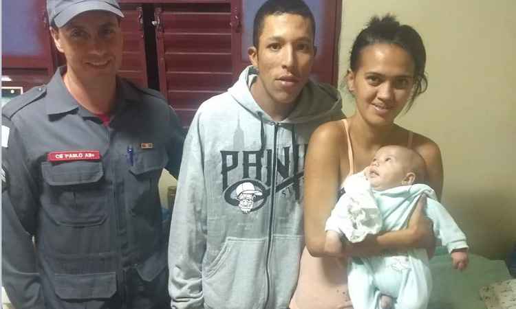 Bombeira orienta mãe por telefone a salvar a vida de bebê engasgado em Minas  - Corpo de Bombeiros/ Divulgação 