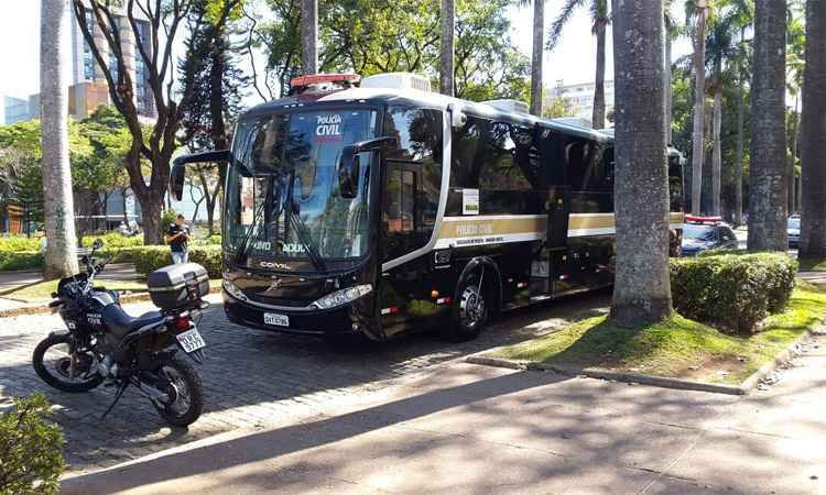 Polícia Civil vistoria comércio e instala delegacia móvel para denunciar preços abusivos - Edésio Ferreira/EM/DA Press