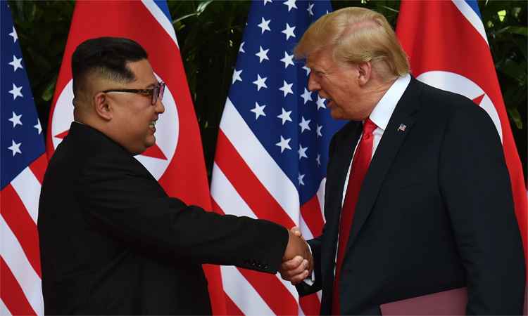 EUA e Coreia do Norte iniciam 'transição radical' nas relações bilaterais - AFP / POOL / Anthony WALLACE 