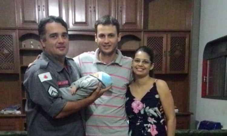 Bombeiro ajuda mãe a salvar bebê de 12 dias após engasgo em Iturama - Corpo de Bombeiros/ divulgação 