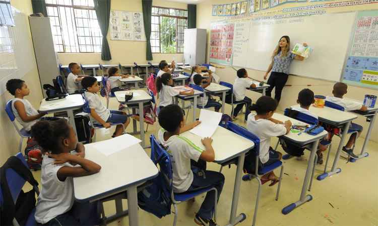 Prefeitura de BH nomeia 159 professores para o ensino fundamental - Ramon Lisboa/EM/DA Press - 26/02/2016
