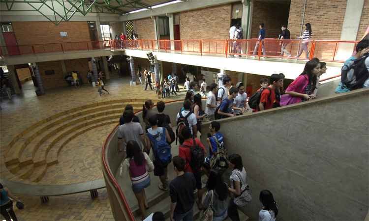 Feras da matemática de Viçosa buscam 'patrocínio' para viajar para competição - Beto Magalhães/EM/DA Press - 14/9/11