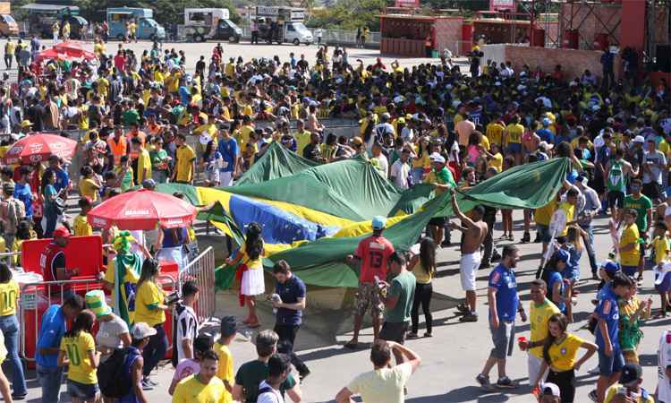 Veja horário de ônibus, comércio e bancos de BH nesta sexta de Brasil x Bélgica - Edésio Ferreira/EM/D.A Press