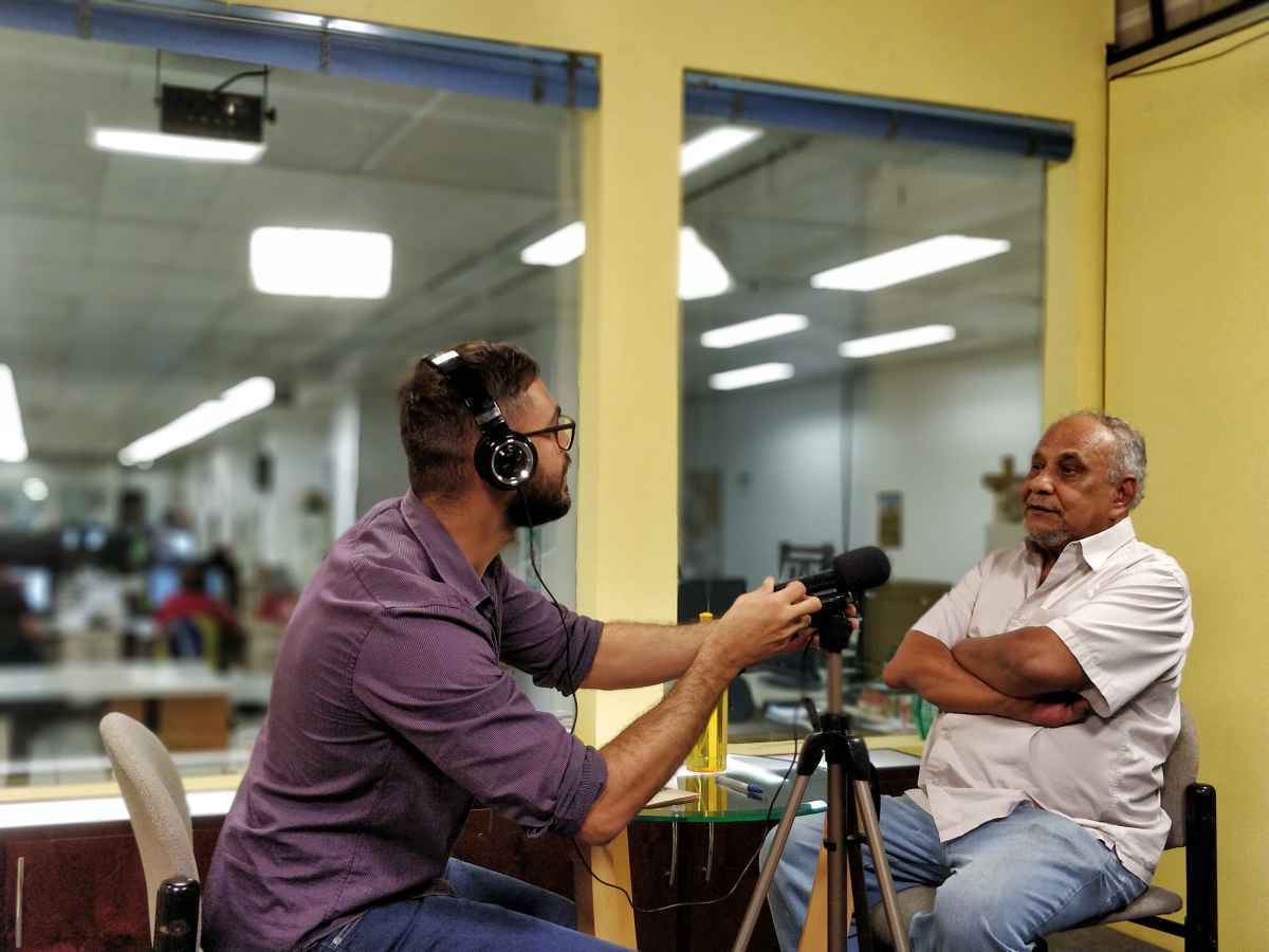 'A matéria-prima do jornalista é o ser humano', diz Arnaldo Viana