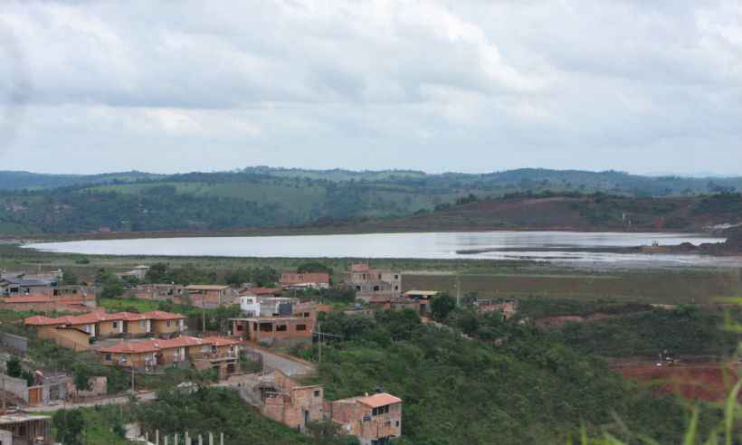 Moradores do entorno da barragem em Congonhas seguem apreensivos - Edesio Ferreira/EM/D.A.Press