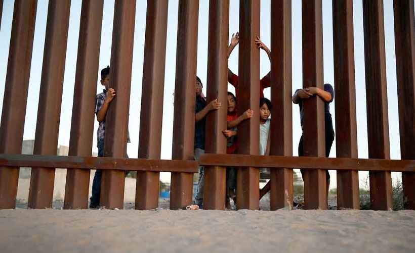 Dezenove crianças brasileiras separadas dos pais nos EUA reencontram famílias  - Joe Raedle/Getty Images/AFP