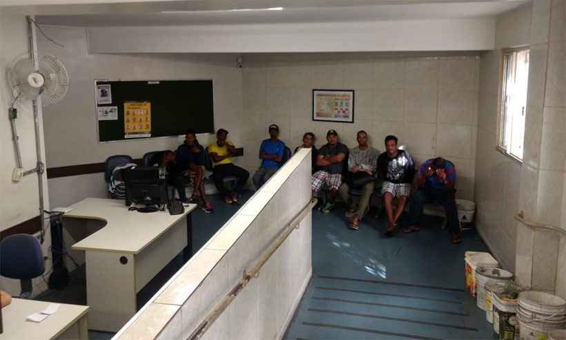 Operação no Centro de BH termina com 14 flanelinhas e um suspeito com drogas detidos  - Polícia Militar/Divulgação
