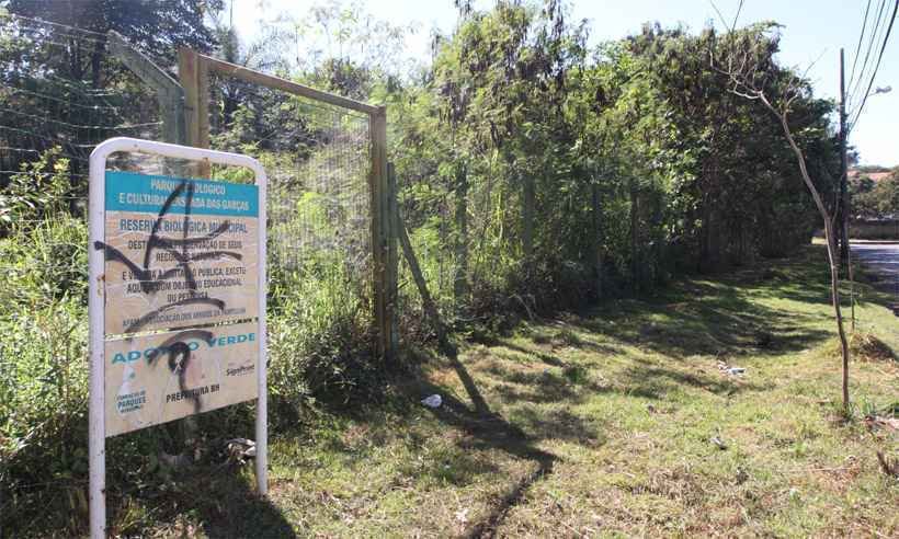 BH tem muitas áreas de preservação, mas boa parte está fechada e sofre degradação - Jair Amaral/EM/DA Press