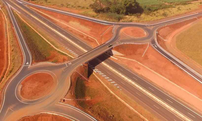 Novo viaduto na BR-262 promete melhorar mobilidade em região canavieira  - Triunfo Concebra/Divulgação