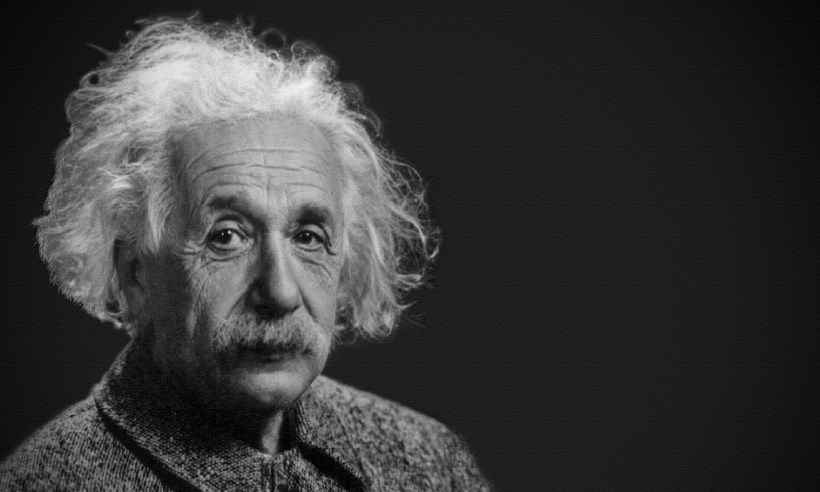 Teoria da Relatividade Geral de Einstein testada com sucesso perto de buraco negro - Pixabay