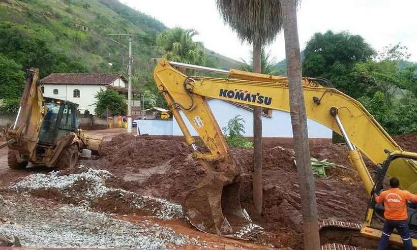 Moradores de Barra Longa querem reparos de imóveis afetados por rompimento de barragem  - Jair Amaral/EM/D.A.Press