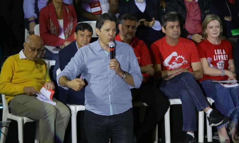 Haddad afaga Ciro e diz que Lula estará no 2º turno - FABIO VIEIRA/FOTORUA/ESTADAO CONTEuDO