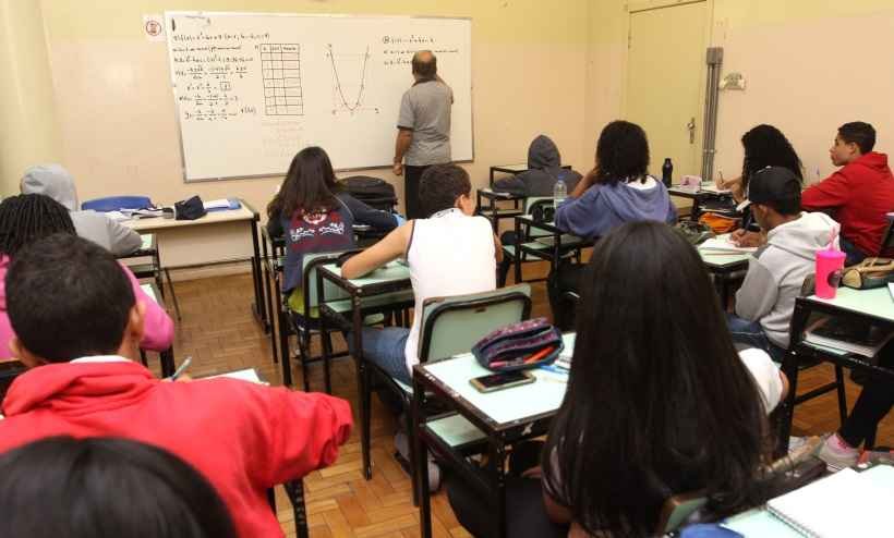 Modelo de educação básica fracassa nas escolas do Brasil - Jair Amaral/EM/D.A.Press