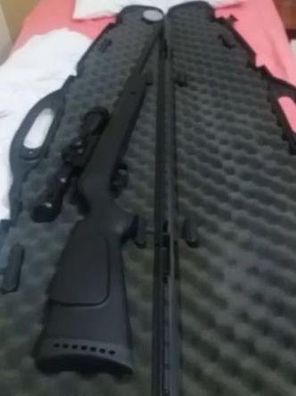 Suspeito de atirar contra festa de deputado se apresenta, mas se recusa a falar  - Arma usada no crime foi apreendida pela Polícia Civil