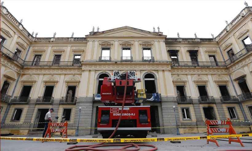 Defesa Civil do Rio de Janeiro desinterdita Museu Nacional - Tânia Rego/Agência Brasil 