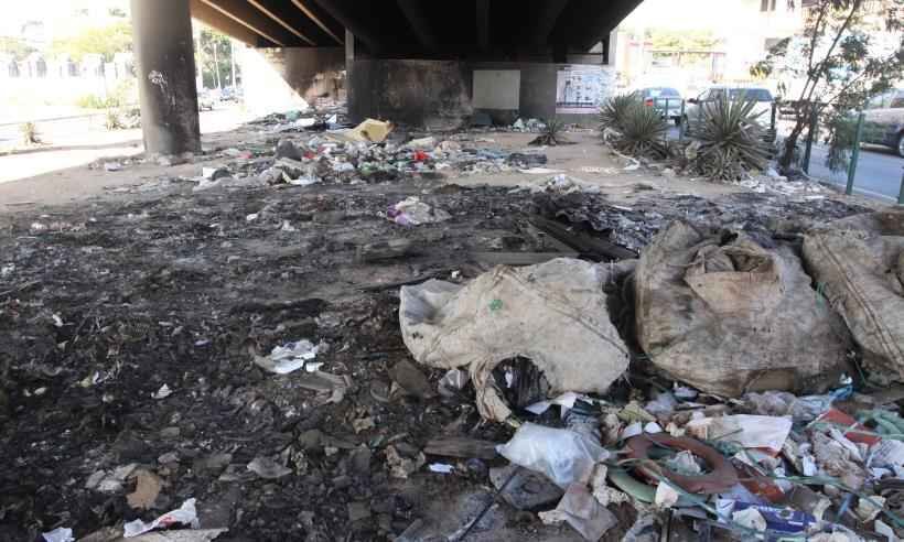 Prefeitura de BH remove 122 toneladas de materiais em áreas ocupadas por moradores de rua - Jair Amaral/EM/D.A Press - 25/7/18