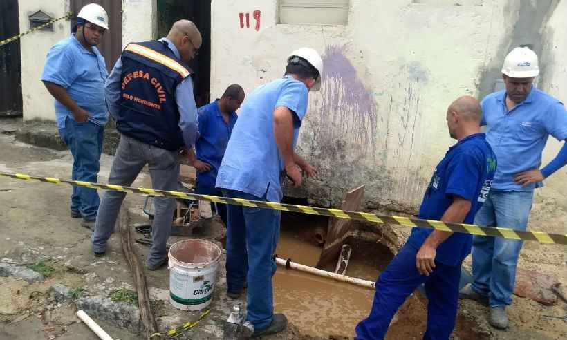 Tubulação rompe e casa é interditada em BH - Defesa Civil/Divulgação