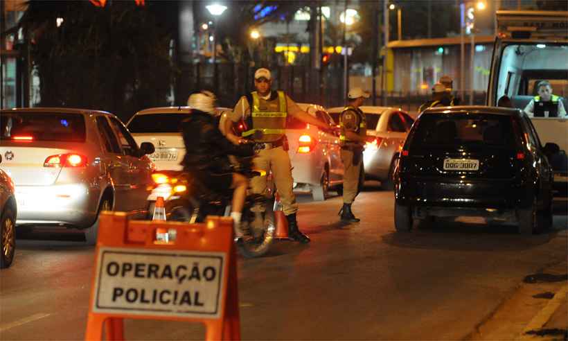 Fiscalização da Lei Seca é intensificada em BH e interior na Semana Nacional de Trânsito - Marcos Vieira/EM/DA Press - 10/8/17