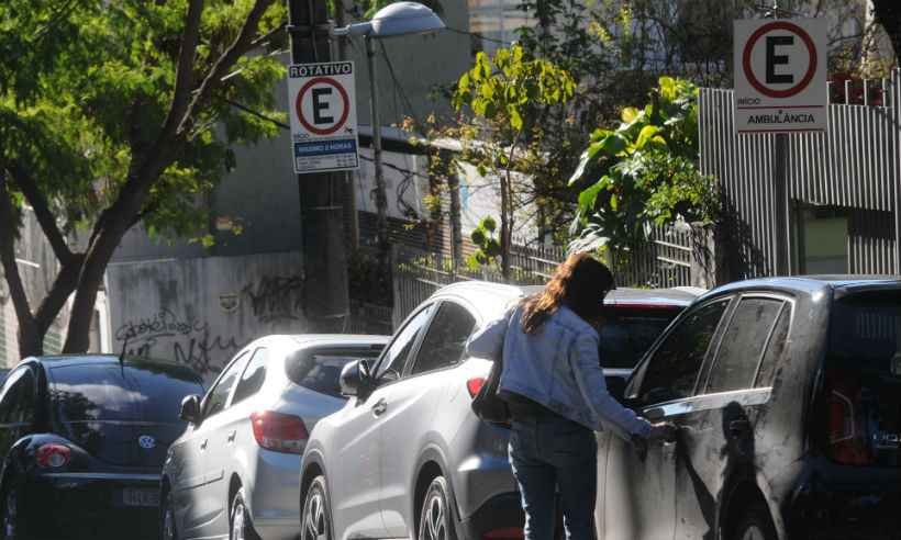Ruas de Belo Horizonte passam a ter estacionamento rotativo; veja os locais - Leandro Couri/EM/D.A Press