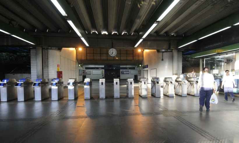 Estação Eldorado do metrô é fechada devido a suspeita de bomba - Jair Amaral/EM/D.A Press - 19/03/2014