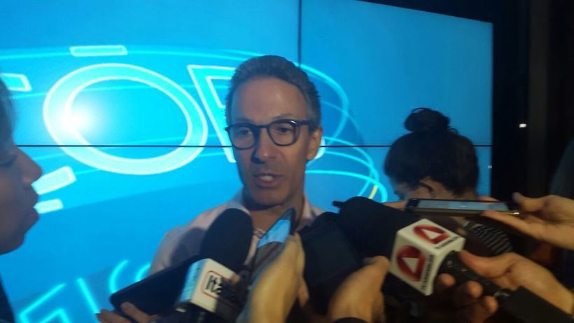 Romeu Zema, do Novo, encerra debate pedindo votos para Amoêdo e Bolsonaro  - João Vitor Marques/EM/D.A. Press