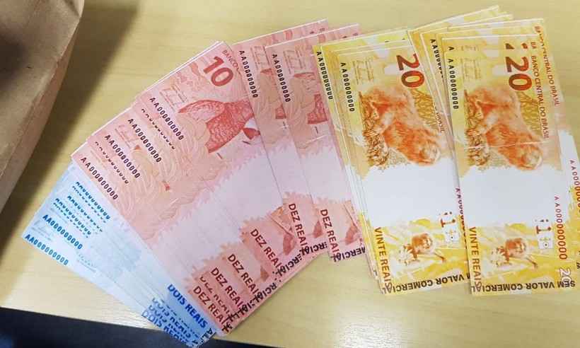 PF faz operação contra quadrilha que vendia notas falsas por WhatsApp - Polícia Federal/Divulgação
