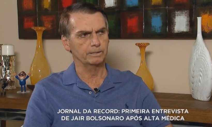  'Não sou tão mau assim. A esquerda nos dividiu e ficamos brigando entre nós', diz Bolsonaro em entrevista na Record - Reprodução/R7