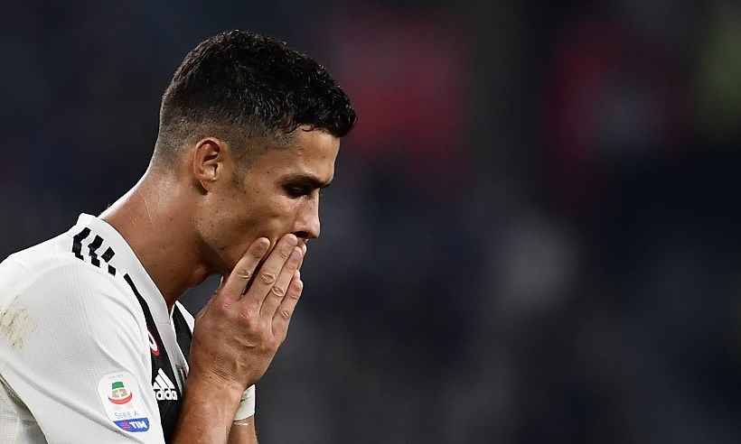 Acusação de estupro contra Cristiano Ronaldo faz Juventus perder dinheiro na Bolsa - Marco BERTORELLO / AFP