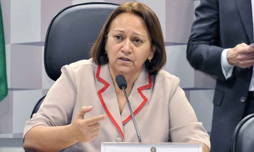 Só uma mulher vai ao 2º turno; no Senado, 5 de 63 se elegem - Flickr