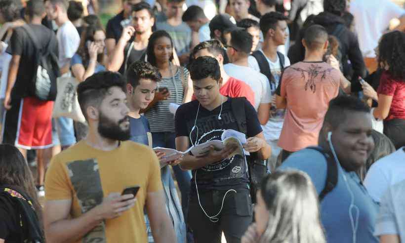 Aplicação do Enem terá quatro horários diferentes - (foto: Agência Brasil )