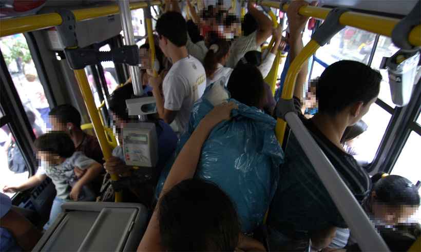 Denúncias de assédio em ônibus subiram 21,7% em relação a 2017 em BH - Gladyston Rodrigues/EM/DA Press