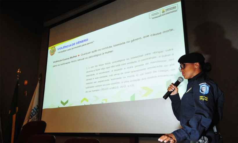 Registrada primeira autuação com acionamento do botão contra o assédio em ônibus de BH - Gladyston Rodrigues/EM/D.A Press