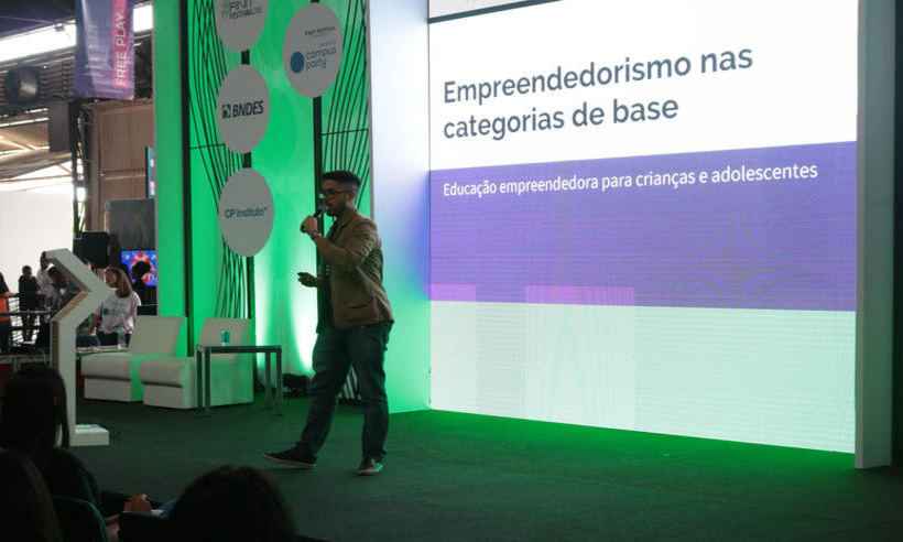 Empreendedorismo nas escolas estimula jovens - Luiz Augusto Barros/EM/DA Press