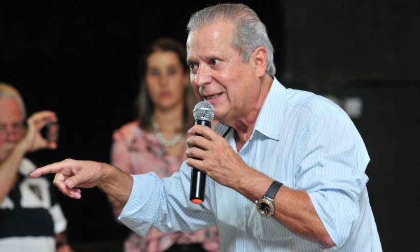 Zé Dirceu ataca 'modelo Guedes' de Bolsonaro, fala em avaliação ao PT e prega oposição com demais partidos - Marcos Vieira/EM/D. A Press