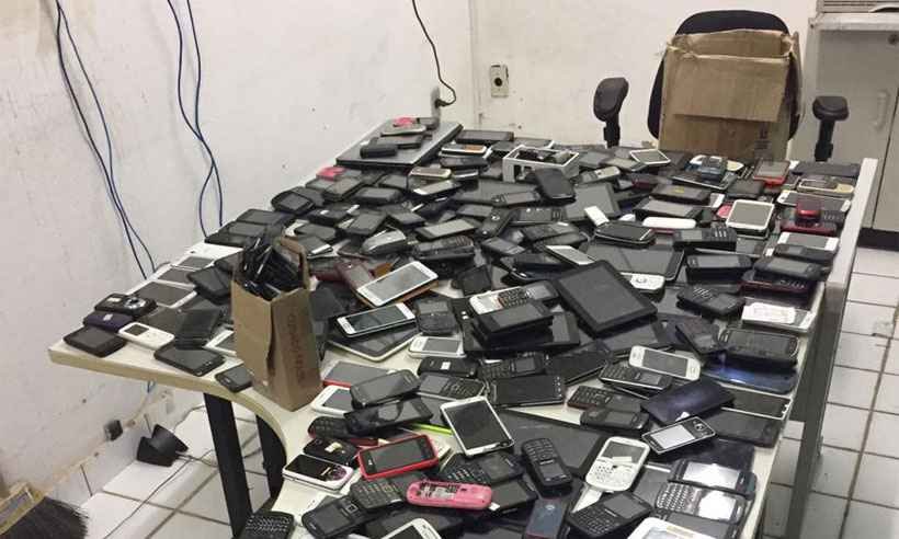 Em três ofensivas contra roubo de celulares este mês, polícia recupera mais de 1 mil aparelhos - Polícia Militar/Divulgação