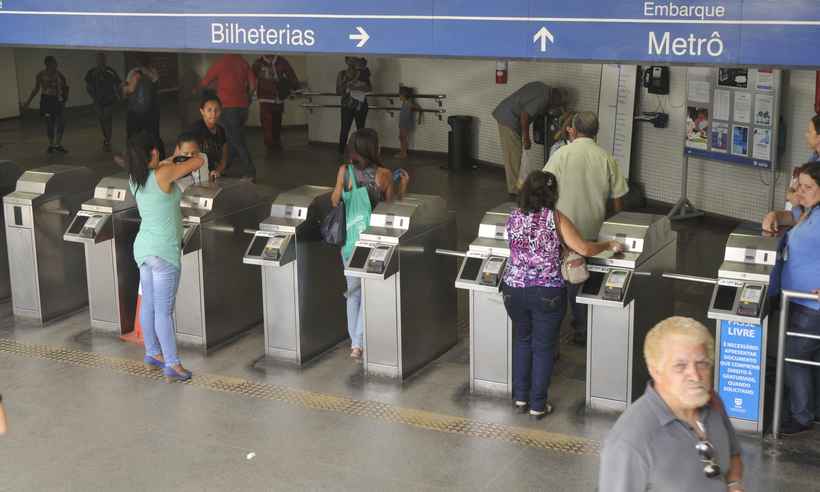 Catracas do BHBus no metrô mantêm preço de R$ 3,40 - Juarez Rodrigues/EM/D.A Press