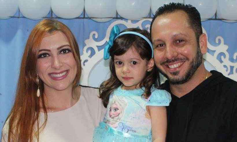 Para investigadores, homem estava em surto quando matou a mulher e a filha em Araguari - Reprodução da internet/Facebook