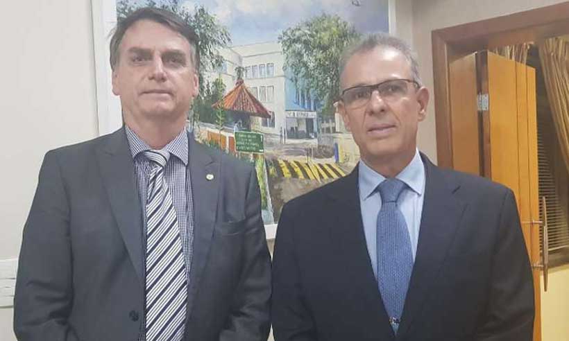 Bolsonaro anuncia almirante no comando do Ministério de Minas e Energia - Reprodução/Twitter