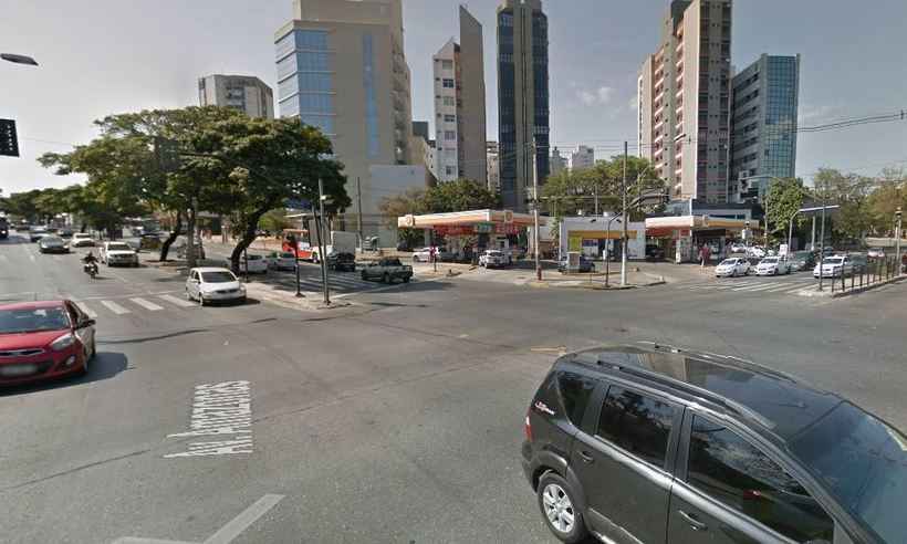 Semáforos estão desativados na região do Centro de BH; BHTrans investiga - Reprodução/Google/Street View