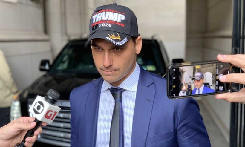 'Nunca mais seremos um país socialista', diz Eduardo Bolsonaro - Paola de Orte/Agência Brasil