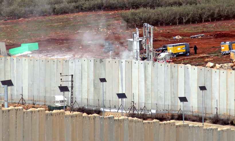 Israel anuncia operação contra túneis do Hezbollah - Ali DIA / AFP