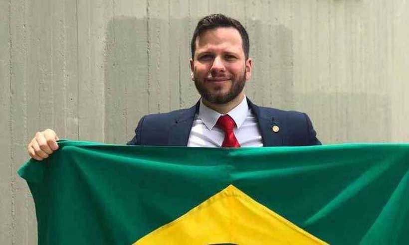 Saiba quem é o advogado preso por Lewandowski em voo para Brasília - Reprodução/Facebook