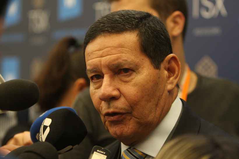 General Mourão diz que MG tem que fazer o dever de casa para governo federal ter boa vontade - Edesio Ferreira/EM/D.A Press