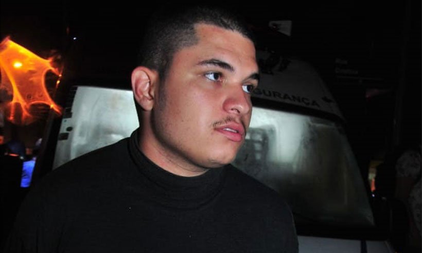 Conheça o jovem que salvou crianças de van atingida por árvore em BH - Marcos Vieira/EM/DA Press